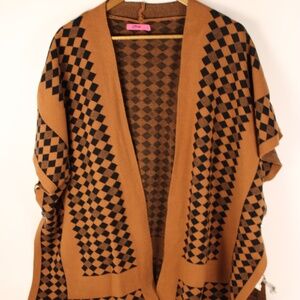 2XTREMZ Brown & Black Diamond Pattern Knit Poncho – Size L